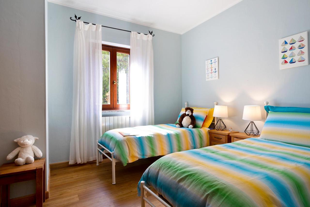 Villa Anastasia Cugnana Bagian luar foto