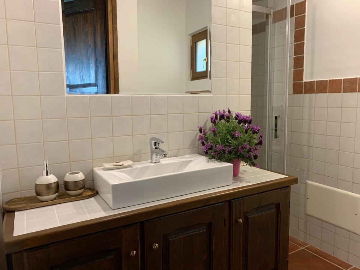 Villa Anastasia Cugnana Bagian luar foto